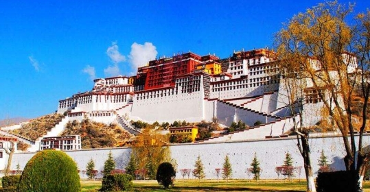 真享纯玩 布达拉宫-大昭寺-雅鲁藏布大峡谷-鲁朗林海-鲁朗小镇-巴松措-卡定沟-纳木错双卧11日游